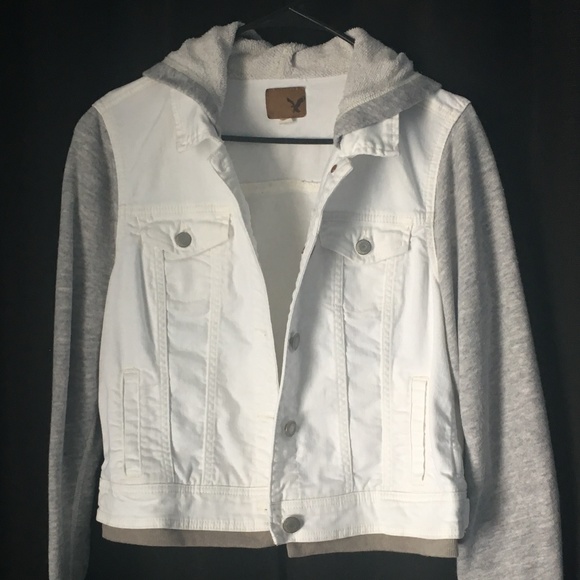 American Eagle Outfitters Jackets & Blazers - AE Denim Jacket